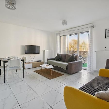 Chic Apart With Balcony Near Paris Apartment Ivry-sur-Seine Exterior photo