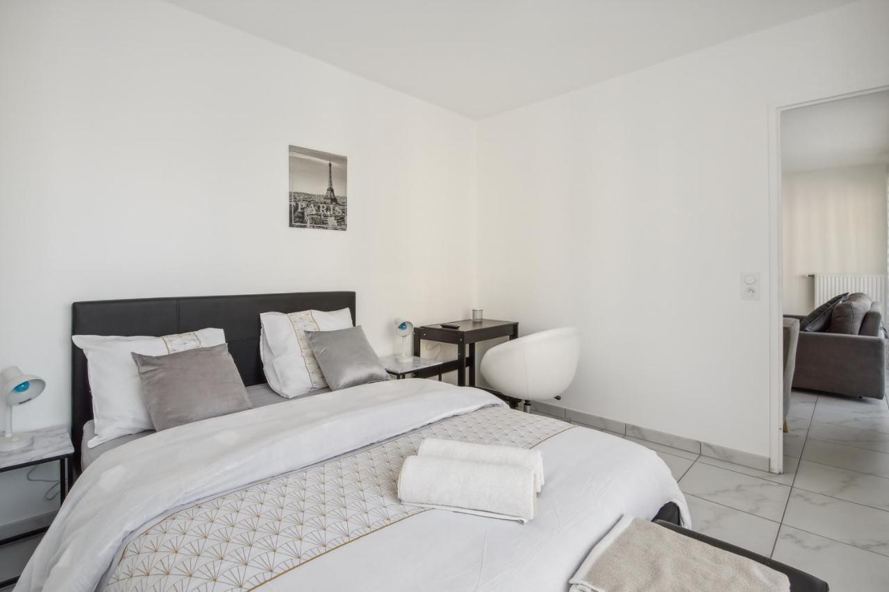 Chic Apart With Balcony Near Paris Apartment Ivry-sur-Seine Exterior photo